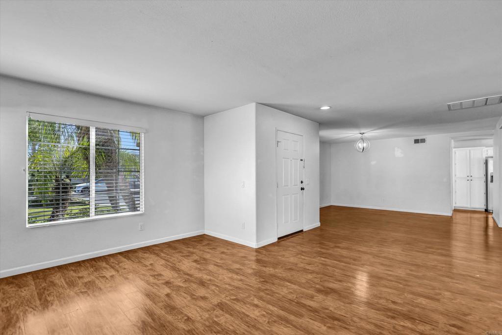 2128 Chateau Ct Property Photo 14