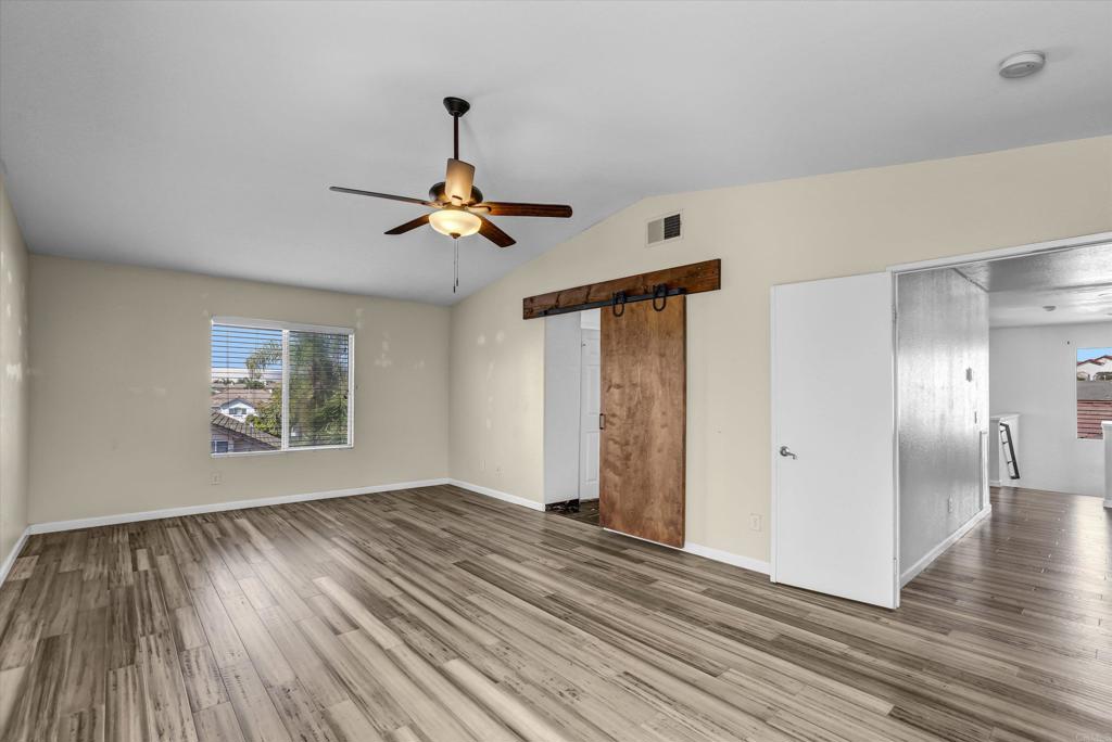 2128 Chateau Ct Property Photo 21