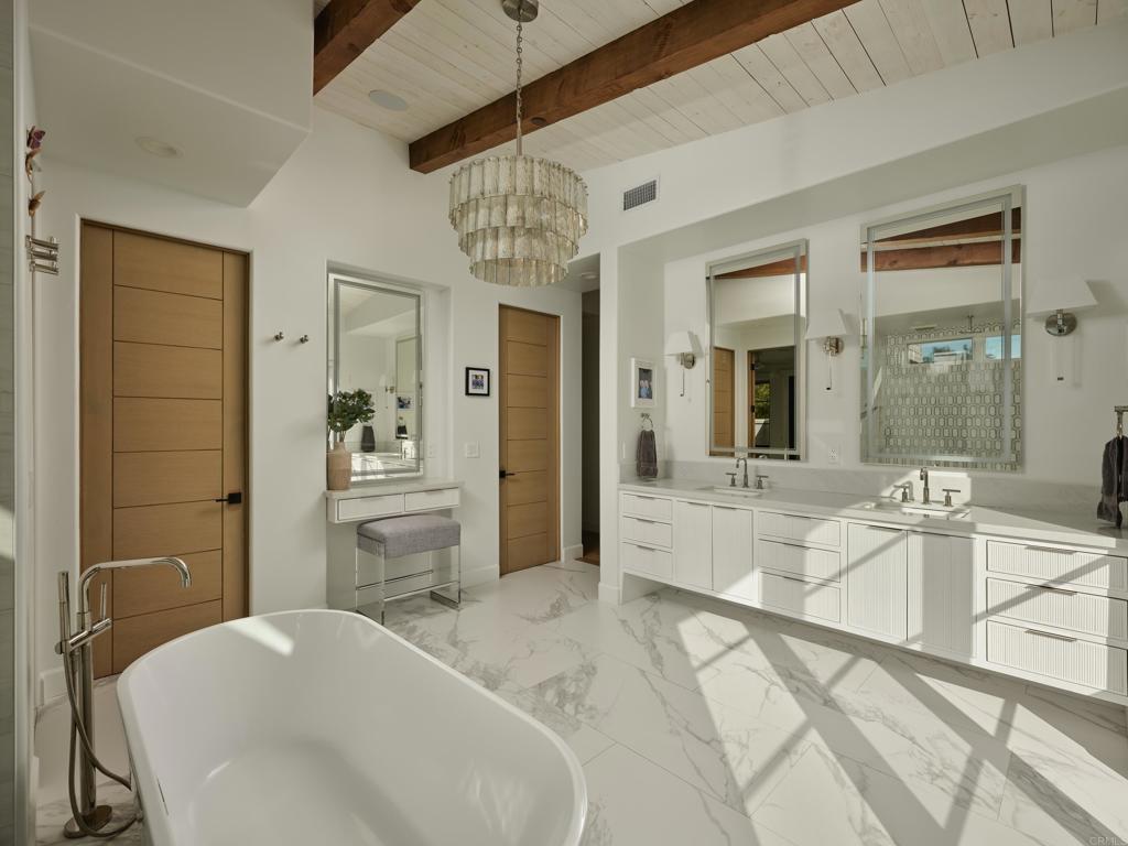 7555 Northern Lights Property Photo 19