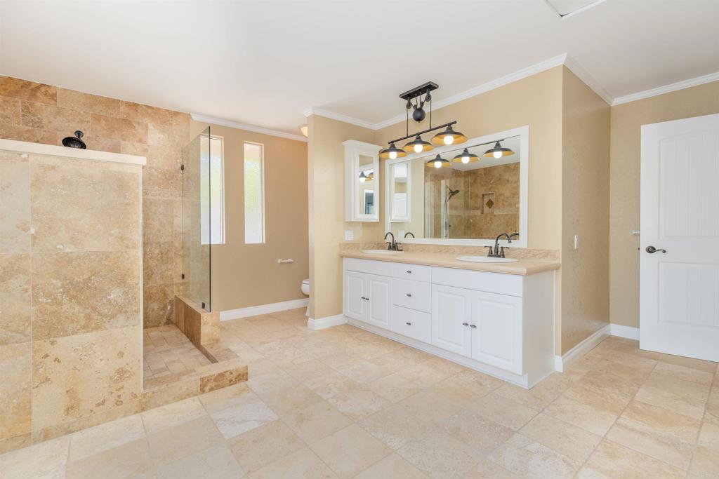 15536 Indian Head Ct Property Photo 21