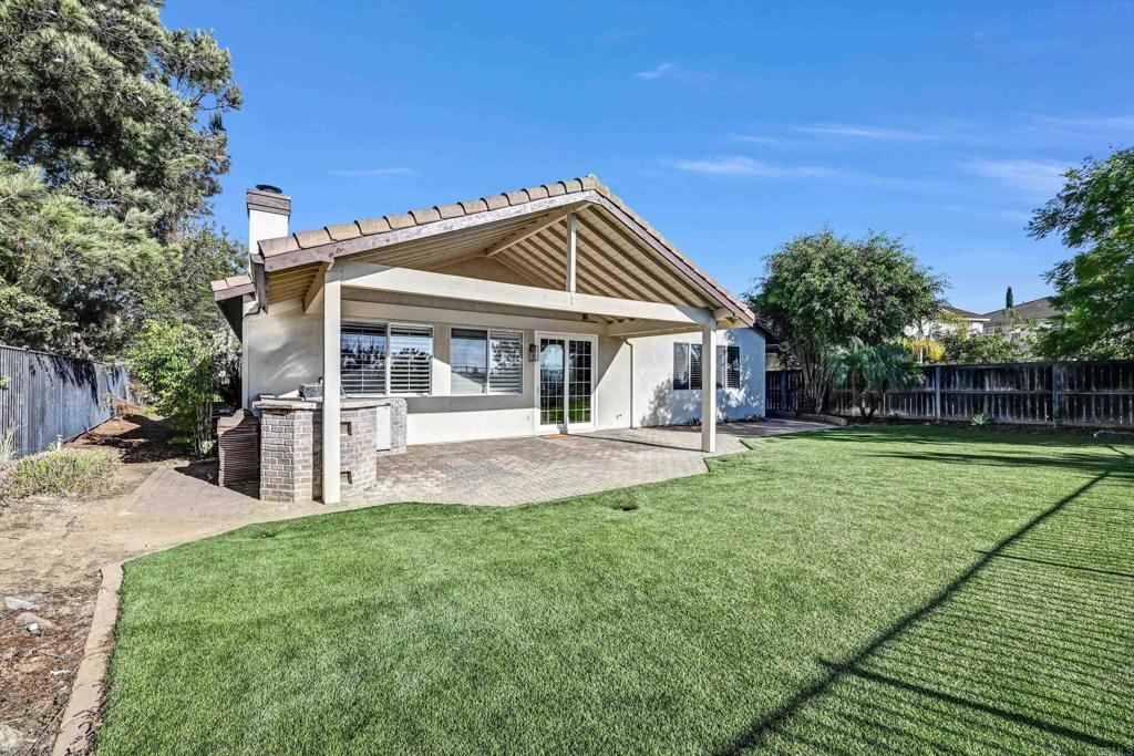 1898 Almagro Lane Property Photo 28