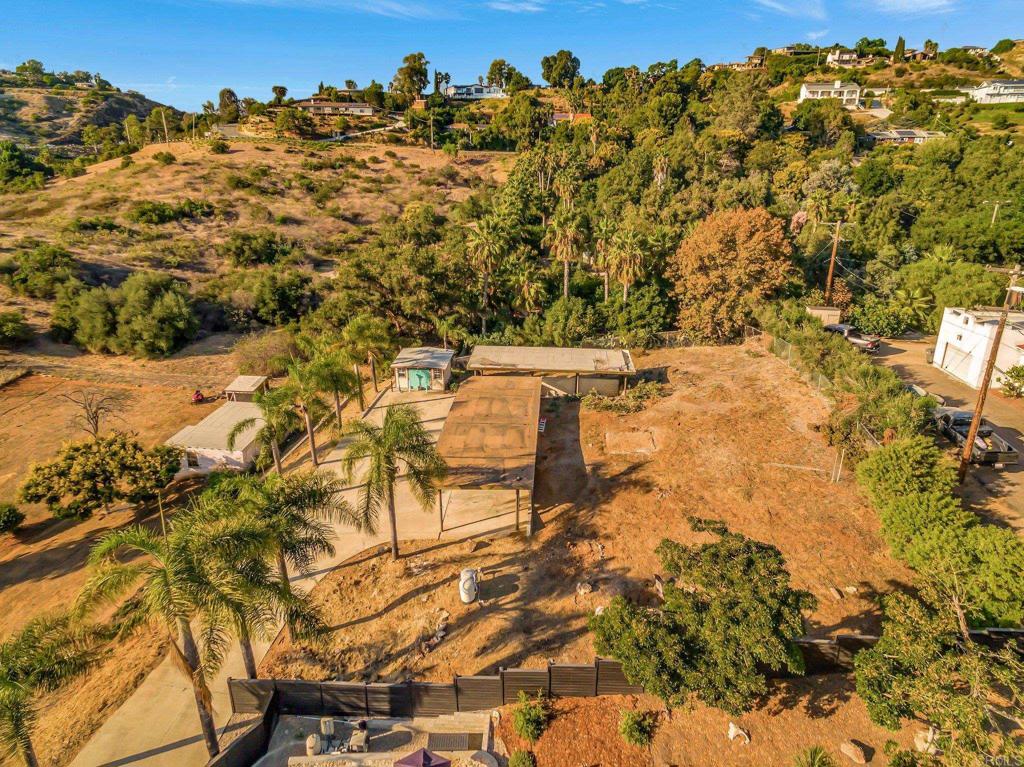 9210 Tropico Drive Property Photo 29