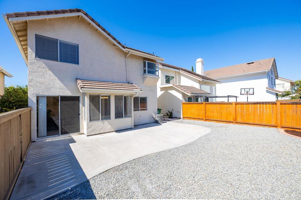 10581 Penridge Street Property Photo 28