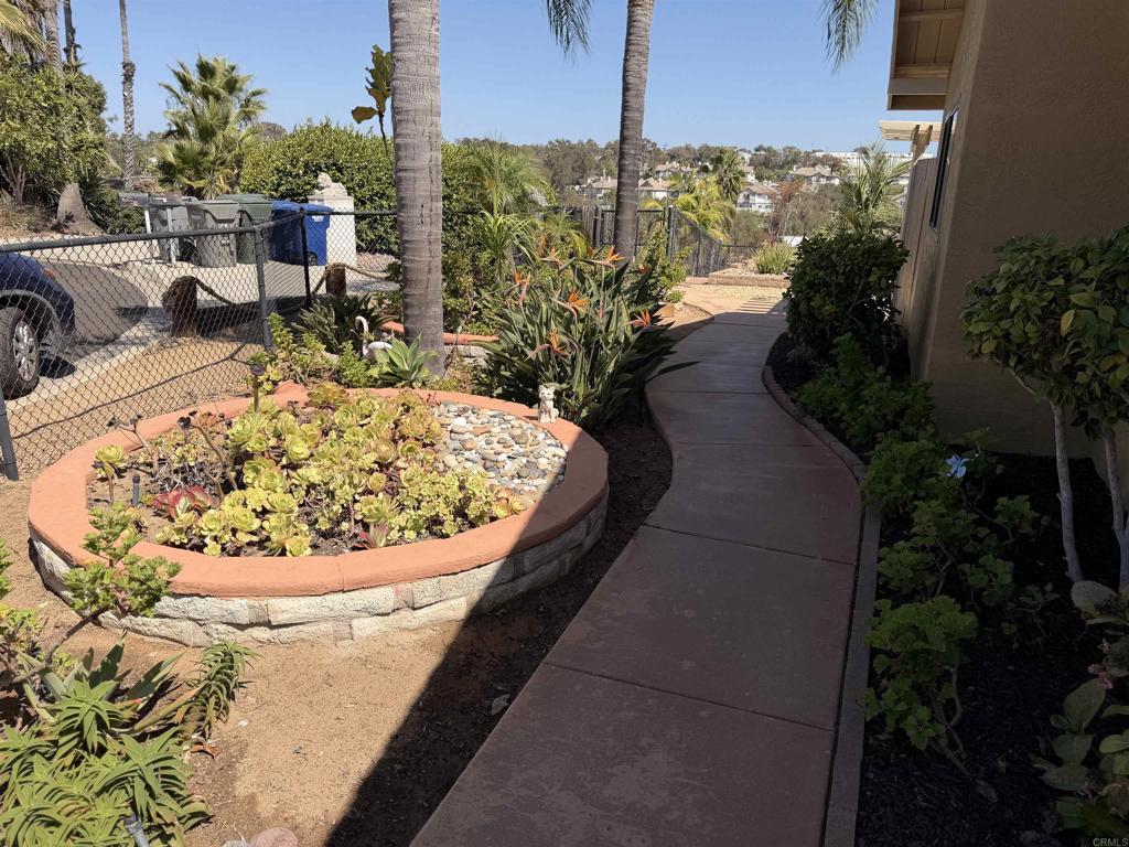 449 Alviso Way Property Photo 3