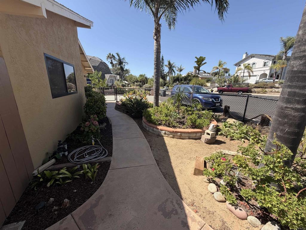 449 Alviso Way Property Photo 10