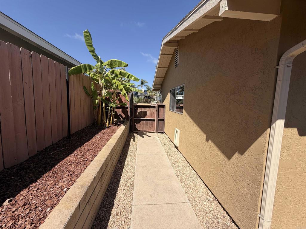 449 Alviso Way Property Photo 23