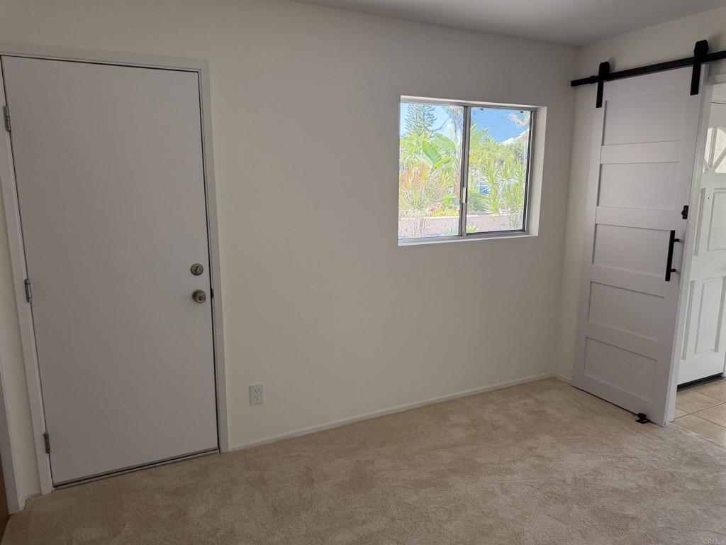 449 Alviso Way Property Photo 30