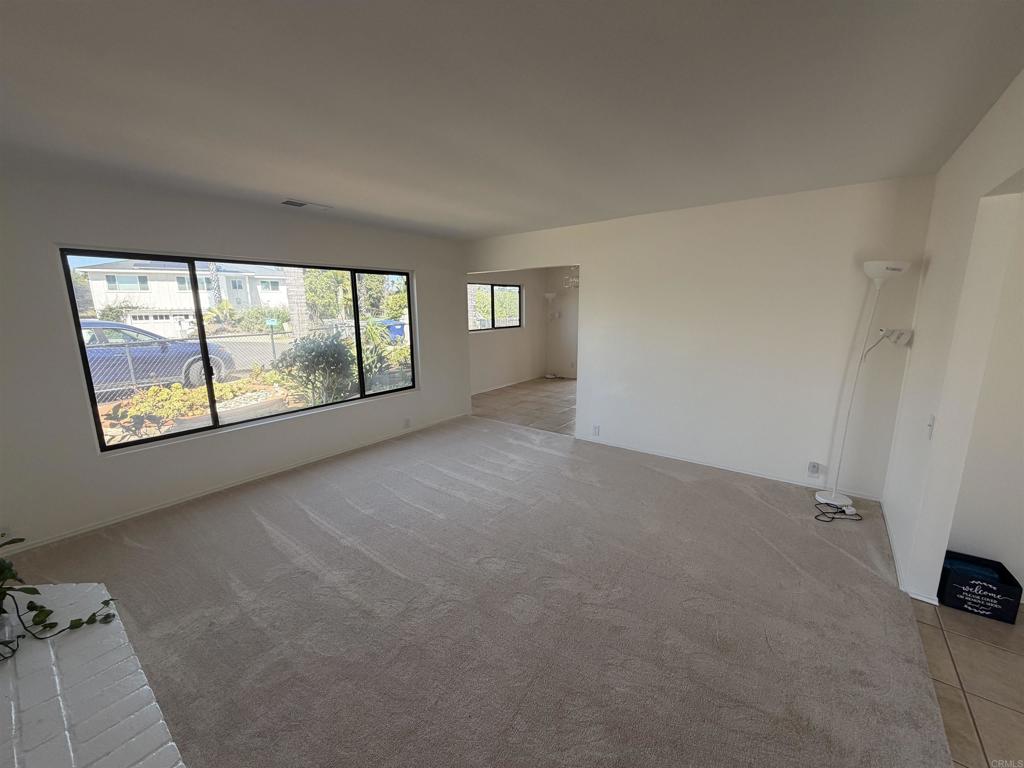 449 Alviso Way Property Photo 32