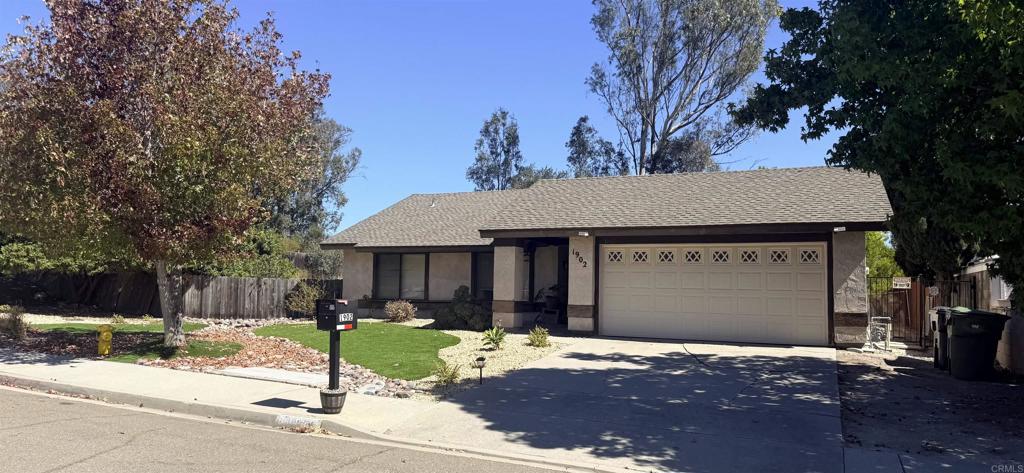 1902 Blackhawk Avenue Property Photo 1