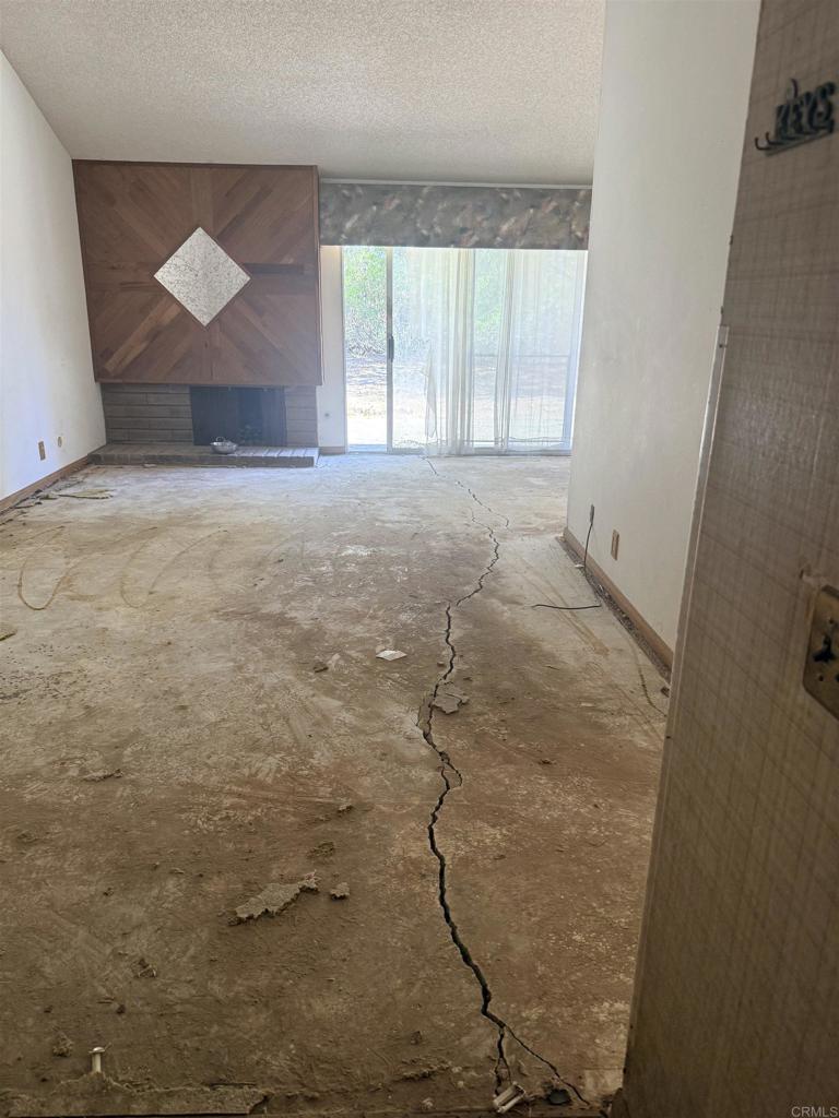 1902 Blackhawk Avenue Property Photo 2