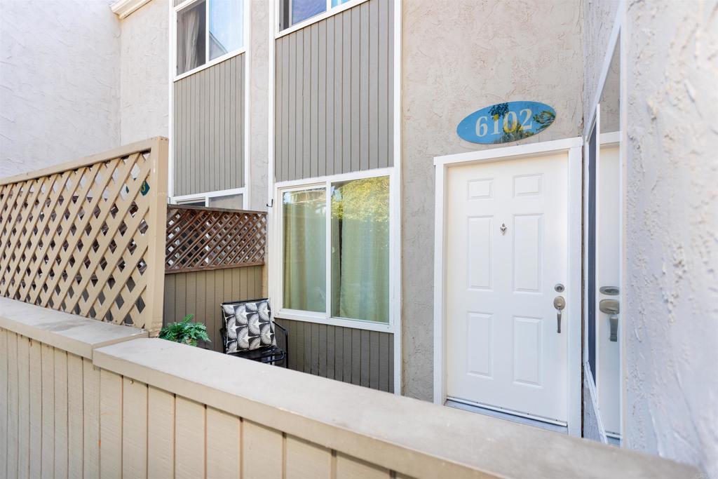 6333 College Grove Way 6102 Property Photo 4