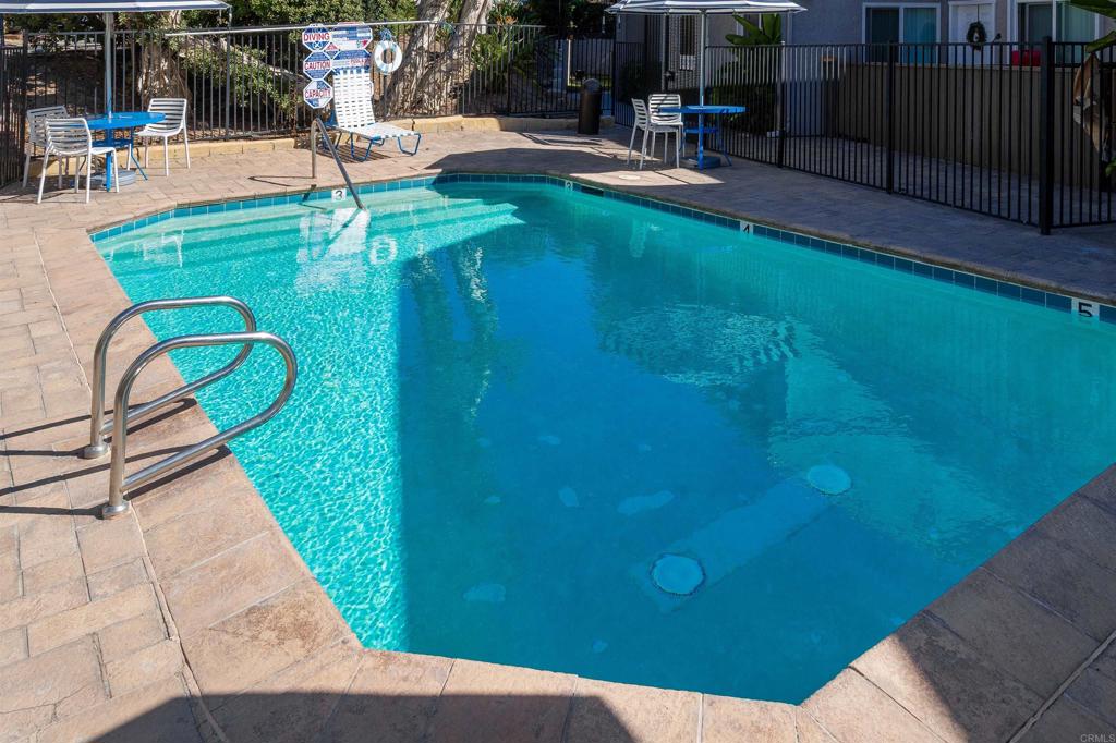 6333 College Grove Way 6102 Property Photo 20