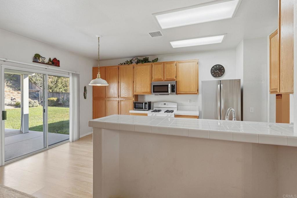 33012 Regina Drive Property Photo 12