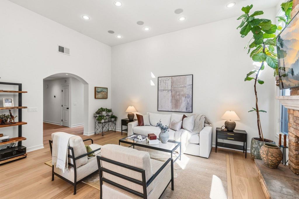 3805 Avenida Feliz Property Photo 11