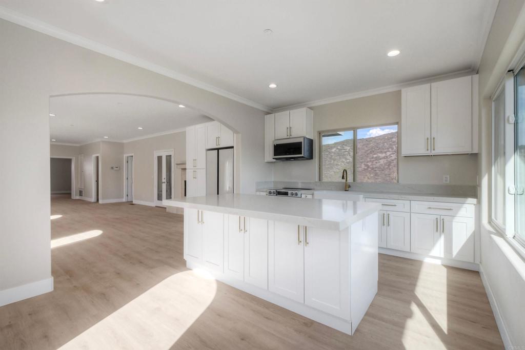 20227 Ash Lane Property Photo 7