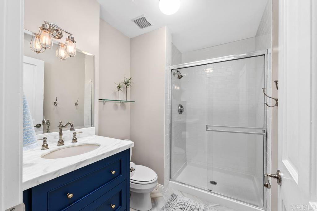 5241 Alzeda Drive Property Photo 35