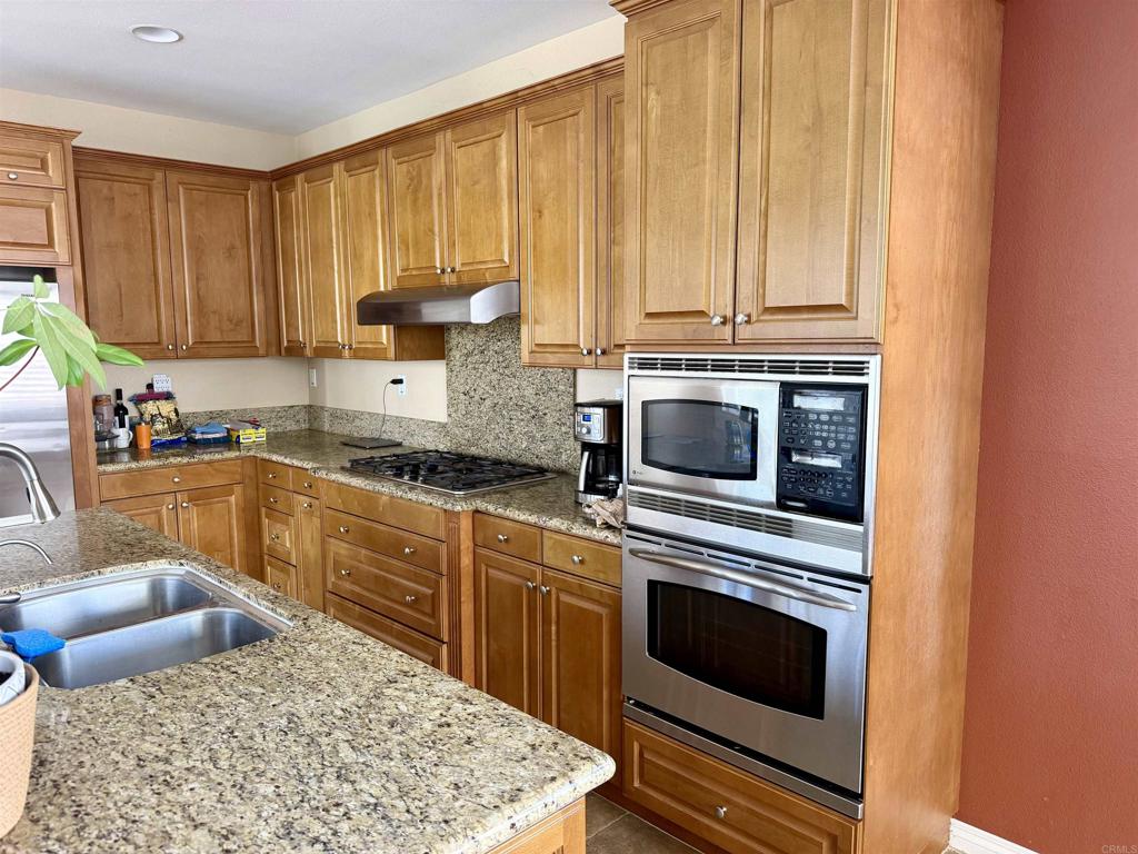 5640 Shasta Daisy Trail Property Photo 7