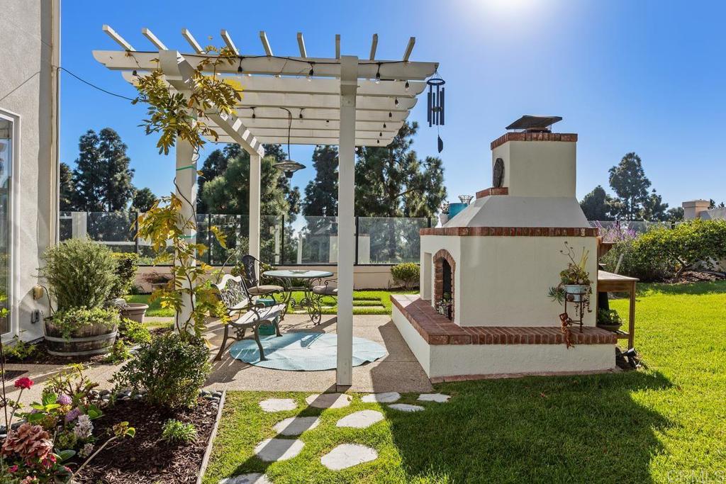 6789 Avena Court Property Photo 33