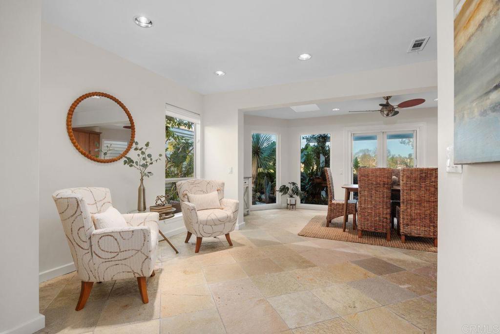 7020 Lantana Property Photo 5