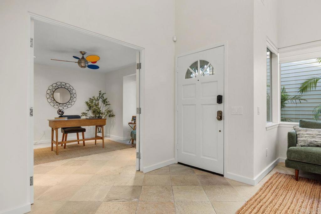 7020 Lantana Property Photo 7