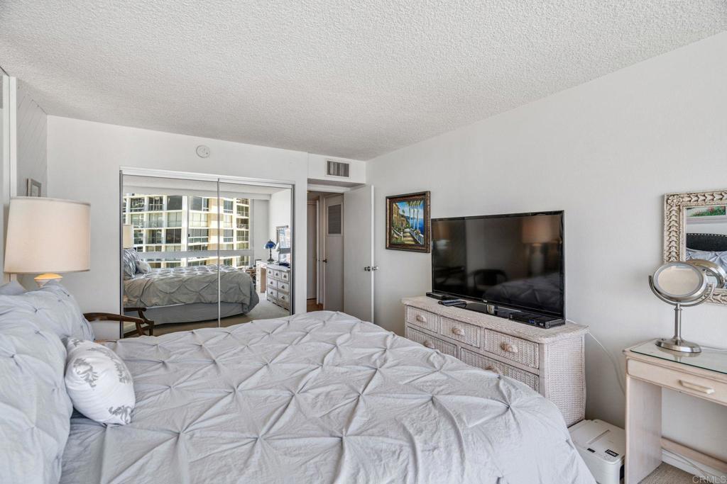 1730 Avenida Del Mundo Property Photo 31