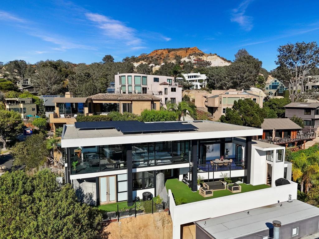 12911 Via Grimaldi Property Photo 6