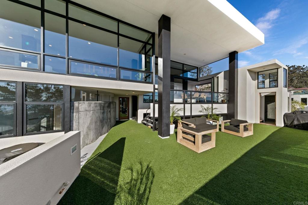 12911 Via Grimaldi Property Photo 7