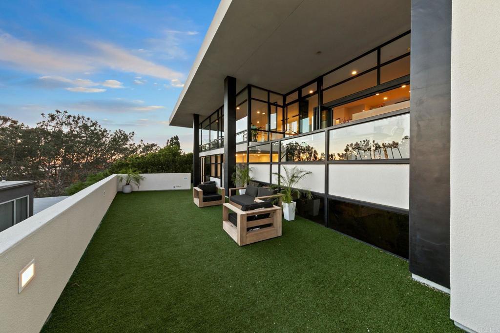 12911 Via Grimaldi Property Photo 12