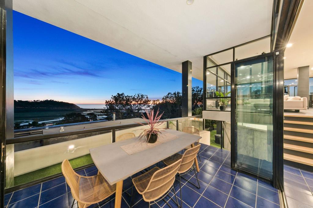 12911 Via Grimaldi Property Photo 21