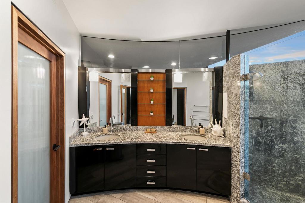 12911 Via Grimaldi Property Photo 42