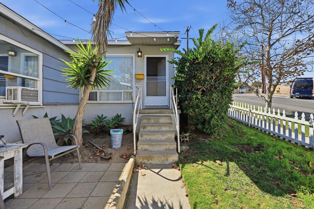 303 305 W F Street Property Photo 16