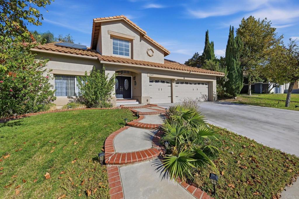 35609 Aster Drive Property Photo 4
