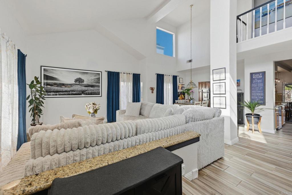 35609 Aster Drive Property Photo 8