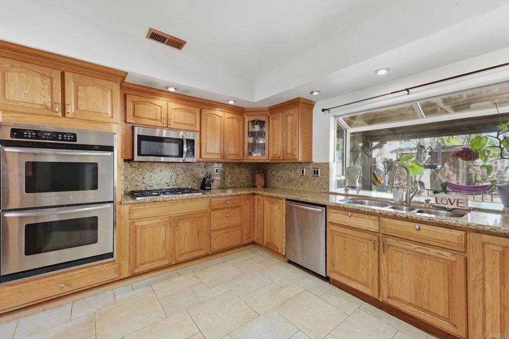 35609 Aster Drive Property Photo 15