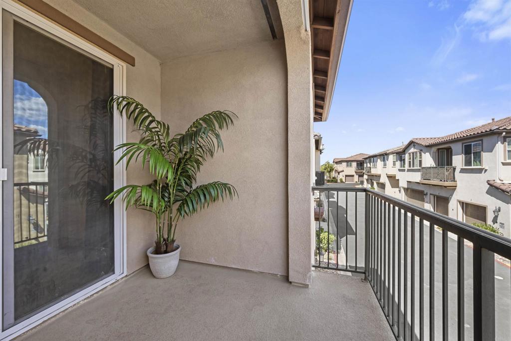 1721 Santa Carolina Avenue #1 Property Photo 7