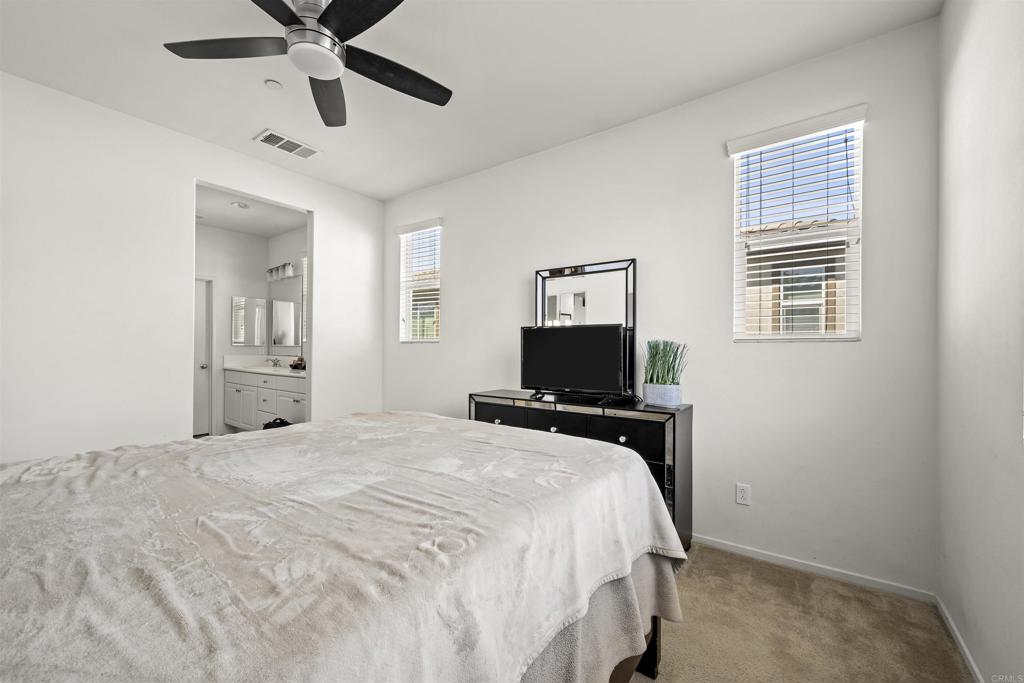 1721 Santa Carolina Avenue #1 Property Photo 13