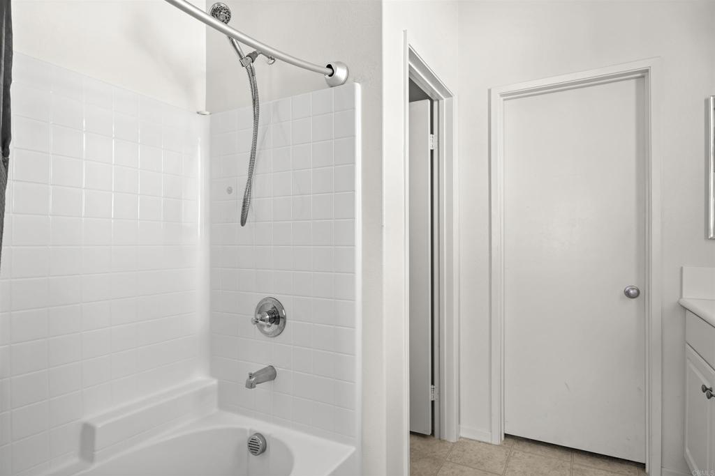 1721 Santa Carolina Avenue #1 Property Photo 15