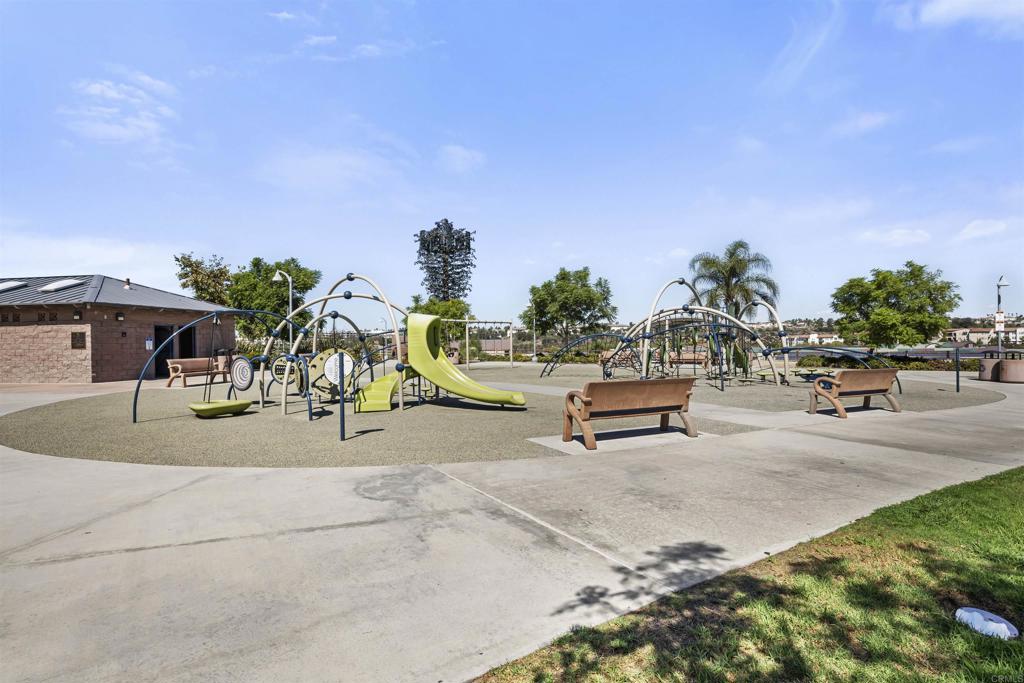 1721 Santa Carolina Avenue #1 Property Photo 44