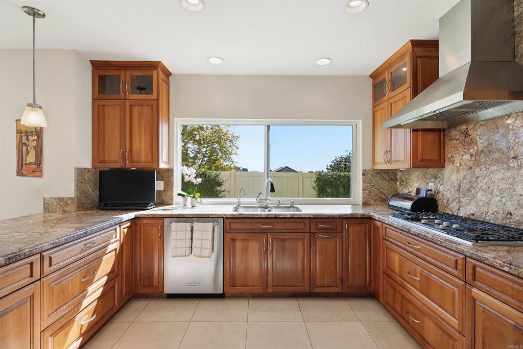1101 Via Mil Cumbres Property Photo 11