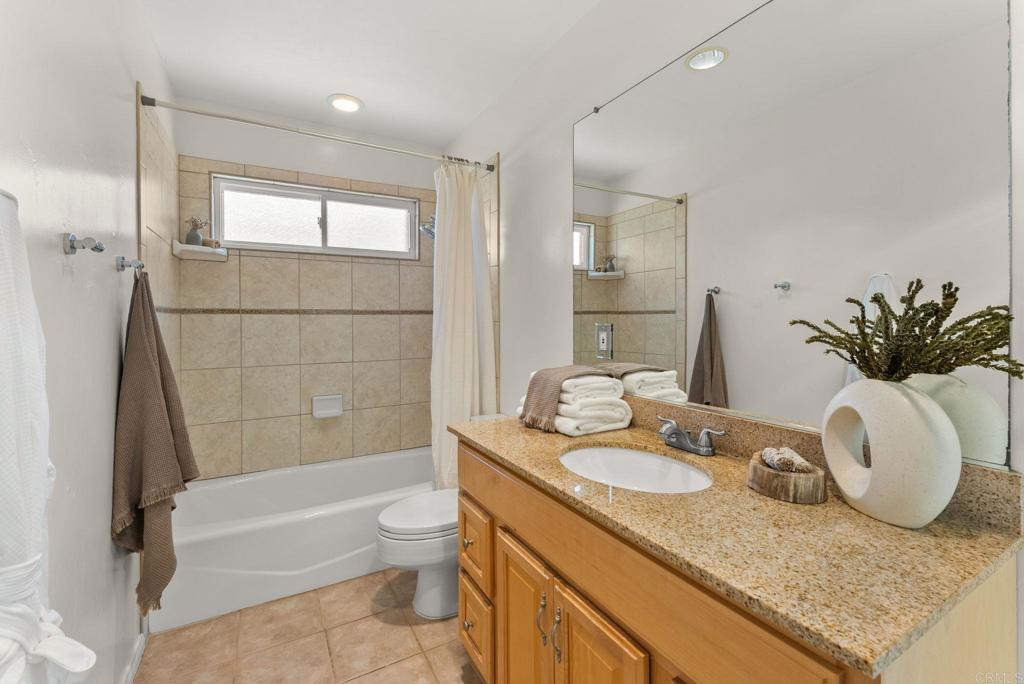 1830 Eucalyptus Avenue Property Photo 19
