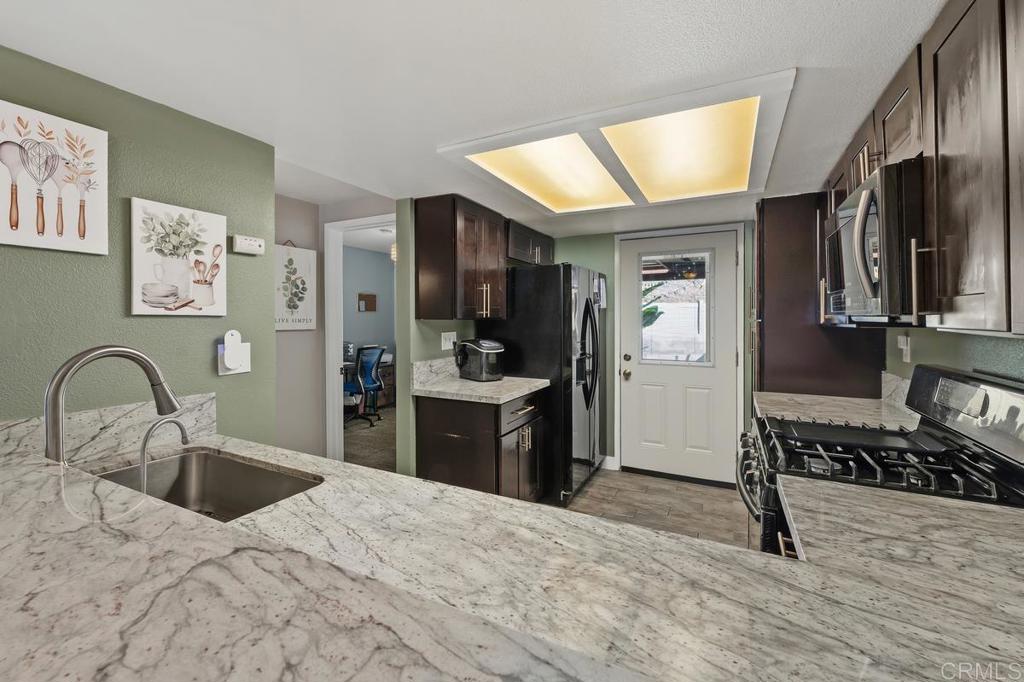 8775 Spring Canyon Drive Property Photo 7