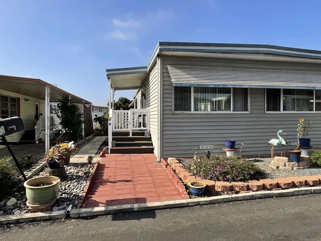 501 Anita Street Spc 50 Property Photo 2