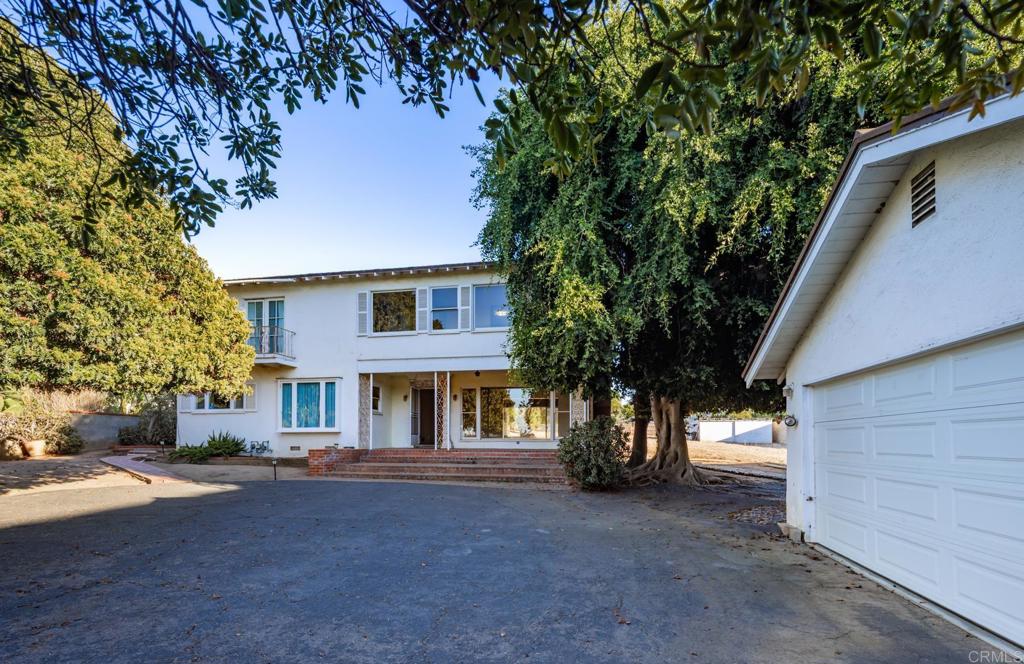 163 La Costa Avenue Property Photo 4