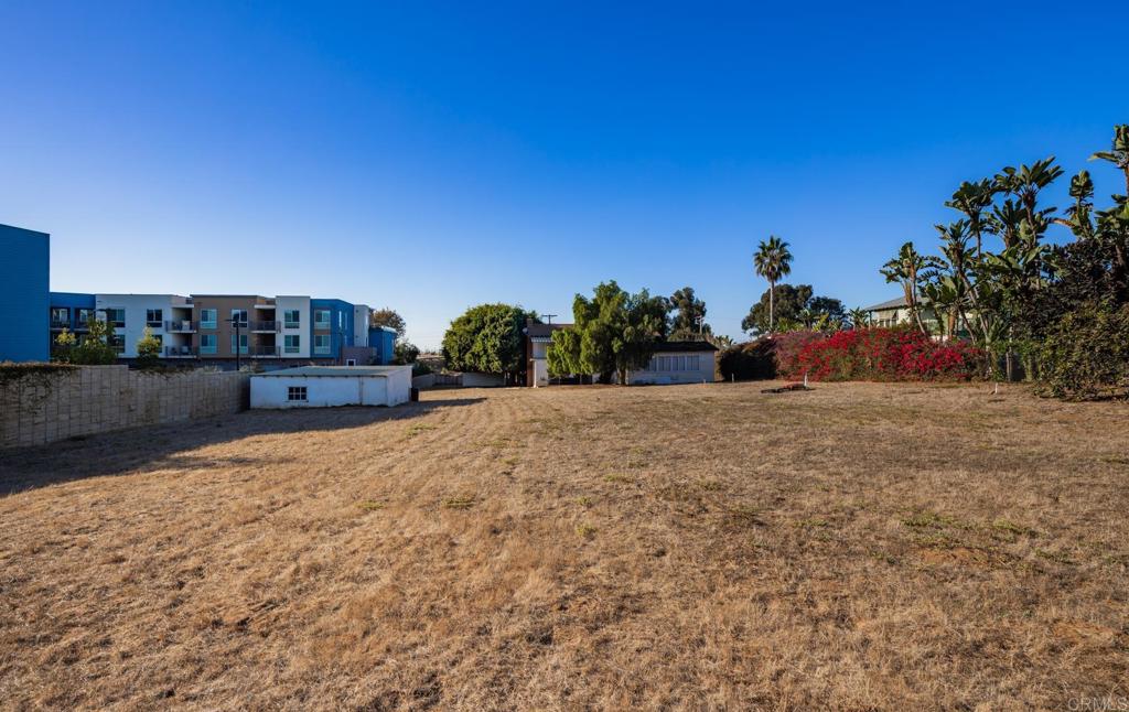 163 La Costa Avenue Property Photo 8