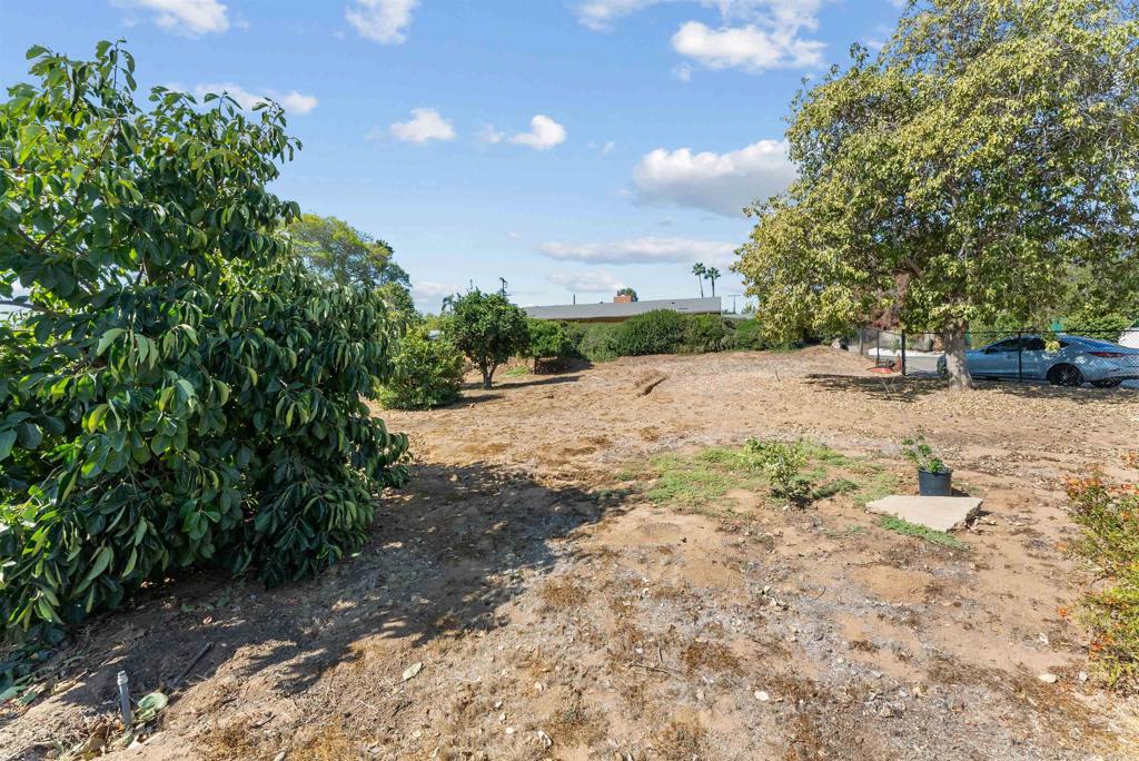 535 Civic Center Dr Property Photo 34