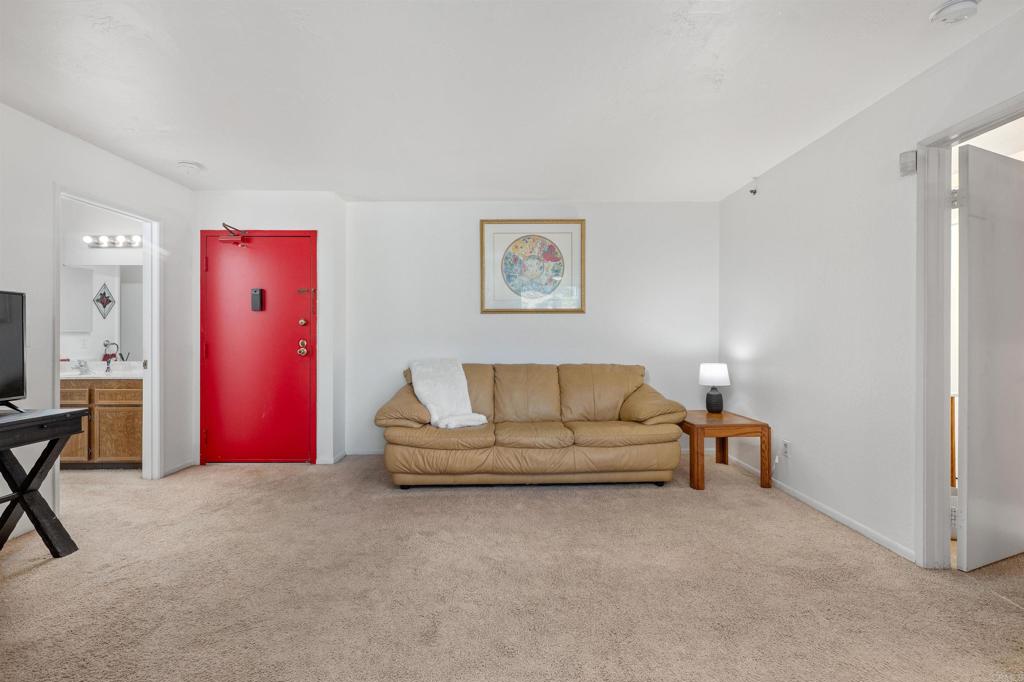 7508 Parkway Drive 108 Property Photo 4