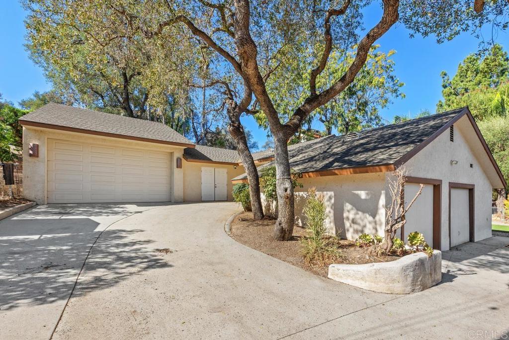10287 Canyon Drive Property Photo 4