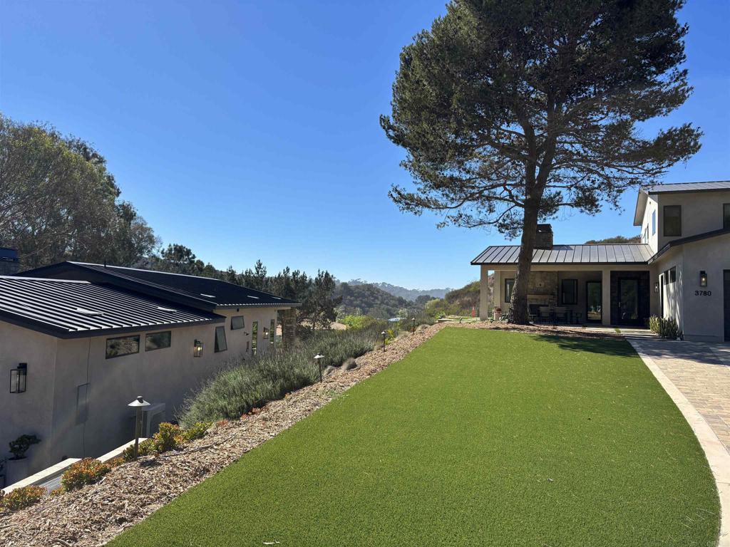 3780 Arroyo Sorrento Property Photo 3