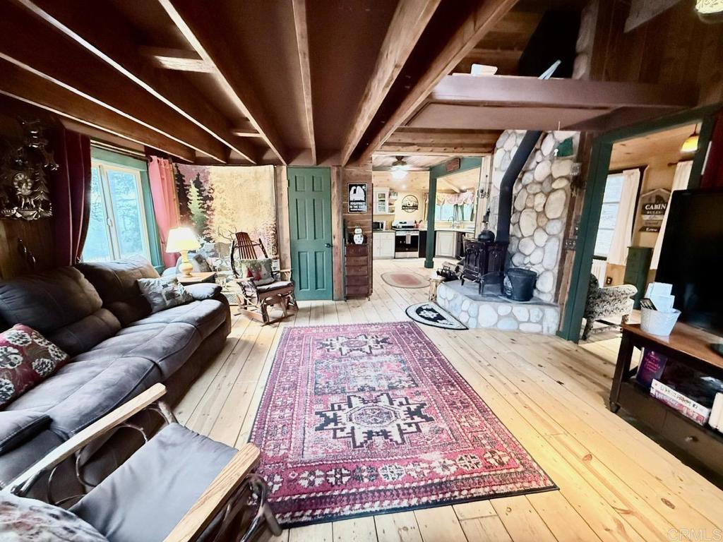 22258 Crestline Road Property Photo 7