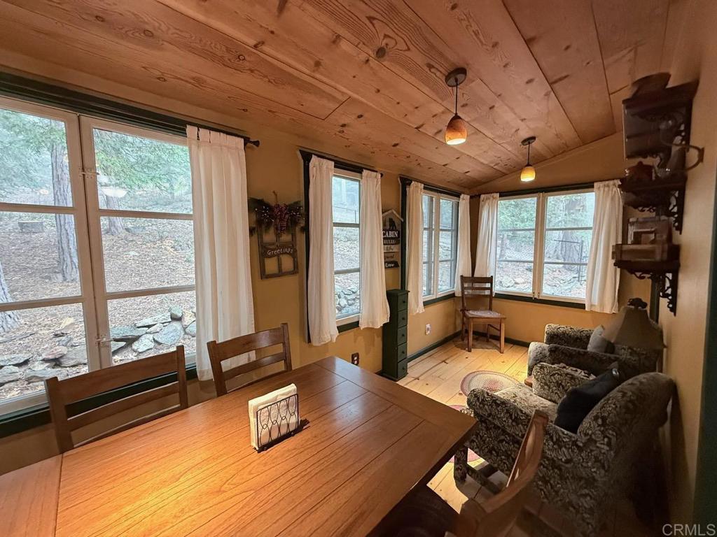 22258 Crestline Road Property Photo 13